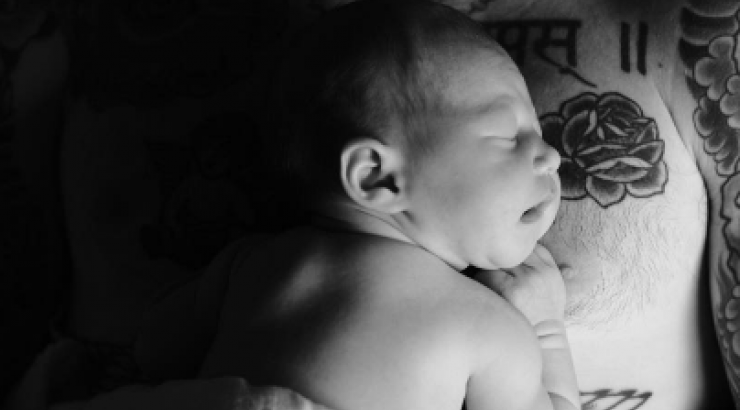 Έγιναν γονείς! Πασίγνωστο ζευγάρι πλέει σε πελάγη ευτυχίας!