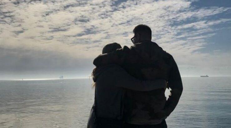 Κύπρια παρουσιάστρια λίγες ώρες πριν παντρευτεί τον άντρα της ζωής της μας δείχνει τη γαμήλια διακόσμηση στο σπίτι της!