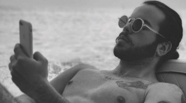 Άγγελος Λάτσιος: Το extreme hair look που λανσάρει ο γιος της Ελένης Μενεγάκη [εικόνα]