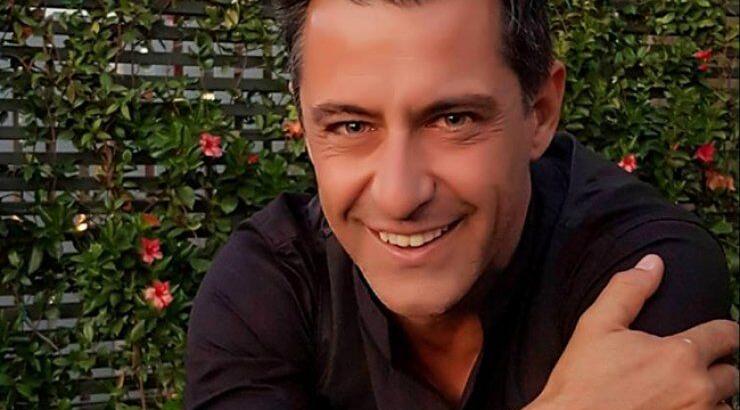 Κωνσταντίνος Αγγελίδης: Τελευταία εξέλιξη για την κατάσταση της υγείας του παρουσιαστή που δίνει μάχη με τη ζωή του μετά από τροχαίο