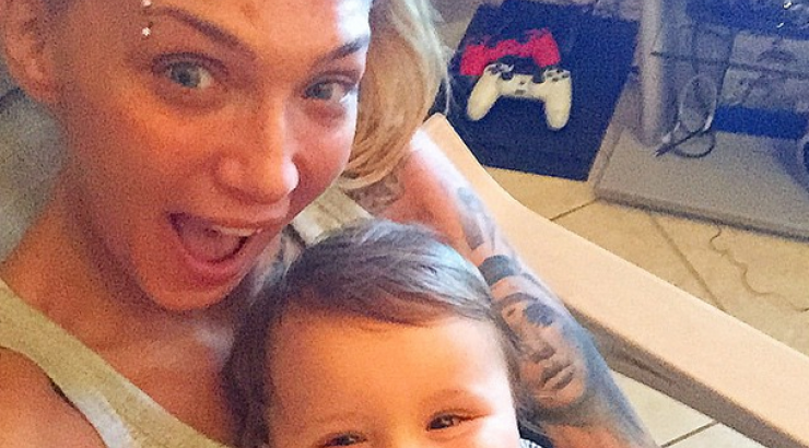 Δείτε τα πρώτα βήματα του γιου της Αγγελικής Ηλιάδη!