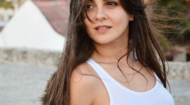 Αγγελική Δαλιάνη: Δείτε πως είναι το σώμα της με μαγιό χωρίς ρετούς μερικούς μήνες μετά τη γέννηση του γιου της!