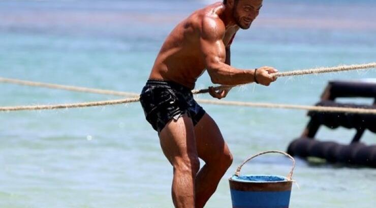 Επιτέλους! Ο Γιώργος Αγγελόπουλος έκανε την πρώτη του έξοδο 