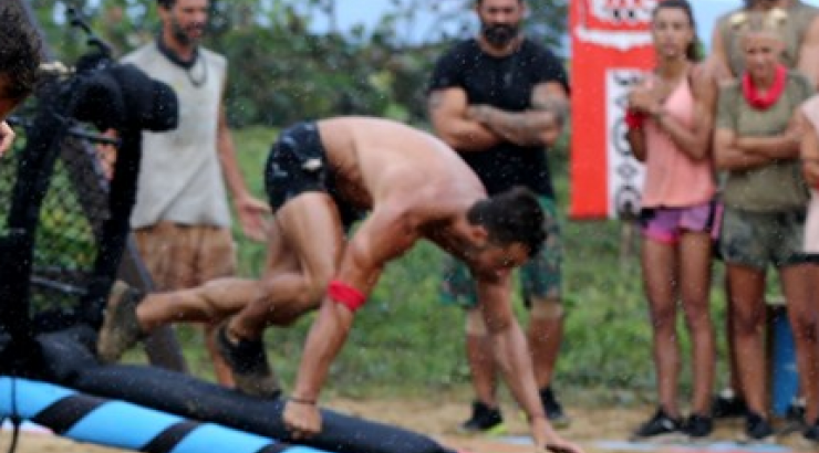 Αγνώριστος! Φωτογραφίες του Γιώργου Αγγελόπουλου από τα παιδικά του χρόνια!