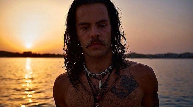 Άγγελος Λάτσιος: Οι φωτογραφίες με τις δύο μικρότερες αδερφές του, Λάουρα και Βαλέρια! 