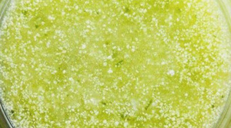 DIY- Δροσιστικό scrub με αγγούρι