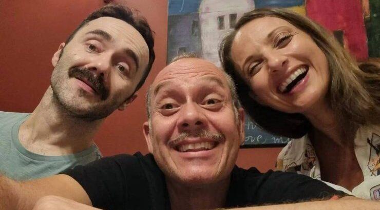 Αιμίλιος Χαραλαμπίδης: Μας μίλησε για το θεατρικό αναλόγιο που ανεβάζει