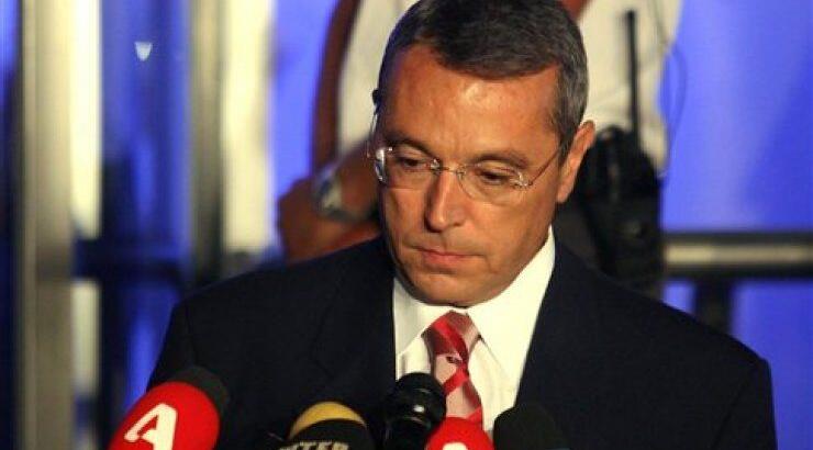  Αιμίλιος Λιάτσος: Τι απαντά για το κόψιμο Αρβανίτη - Κατσίμη