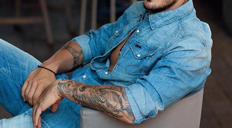 Άκης Πετρετζίκης: Δείτε τον να κάνει wakeboard στη Λεμεσό