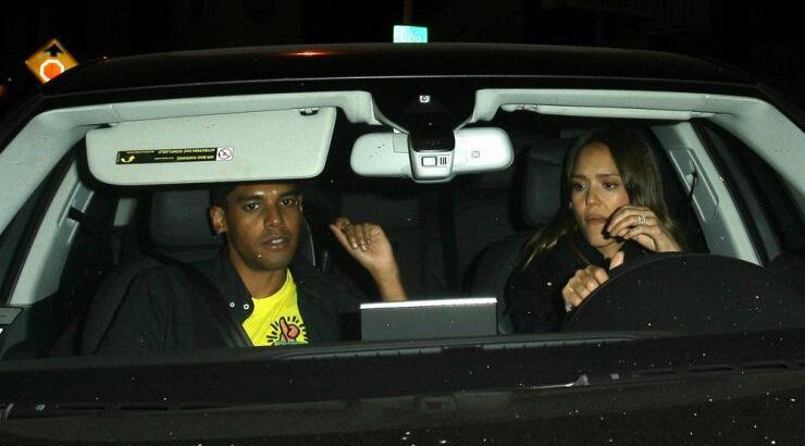 Άντρας-μυστήριο με την Jessica Alba [εικόνες]