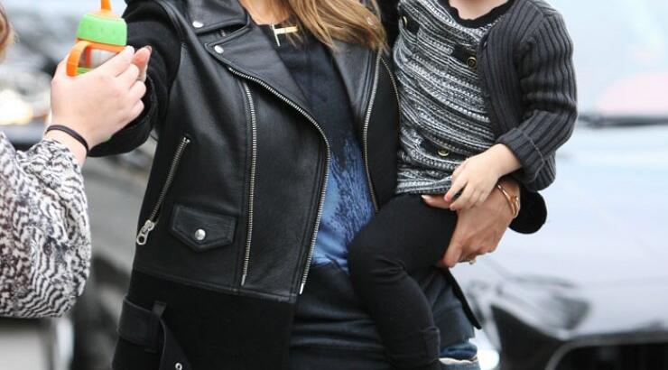 Jessica Alba: Η πιο γλυκιά μανούλα