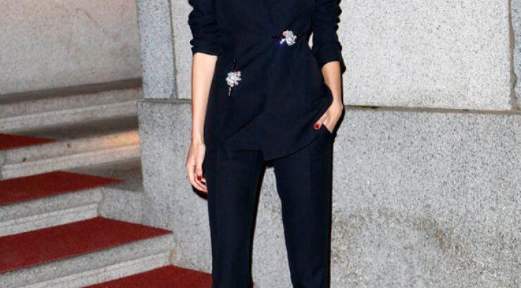 H Αλέξα Τσανγκ λανσάρει συλλογή ρούχων 