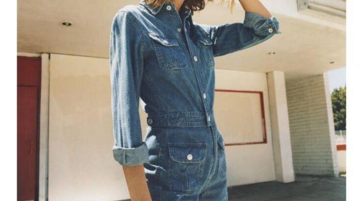 Η Alexa Chung συνεχίζει τη συνεργασία της με την AG Jean