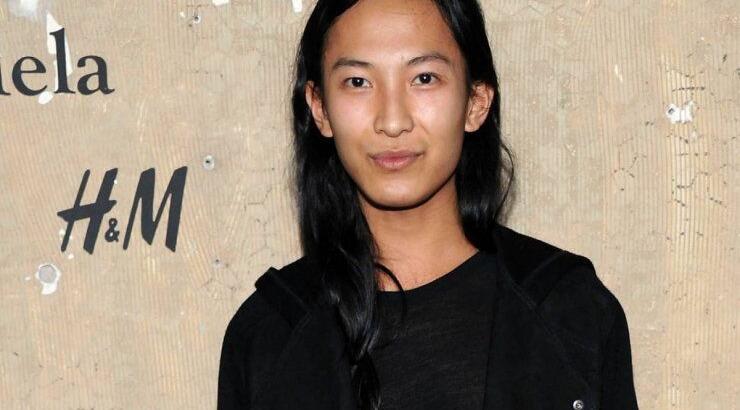 Alexander Wang: Όσα πρέπει να ξέρεις για το σχεδιαστή που κατέκτησε τον κόσμο της μόδας 