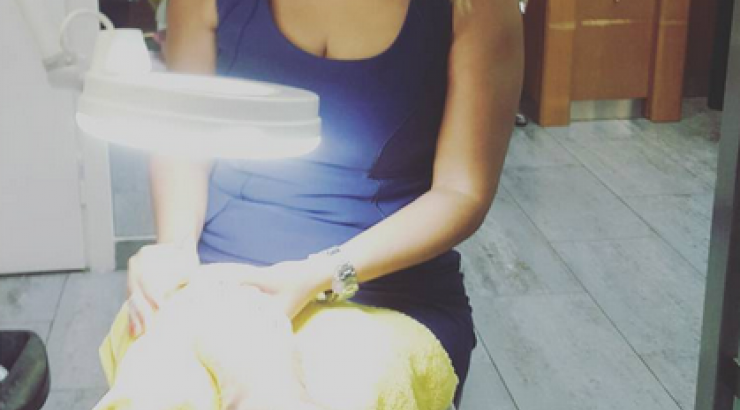 Ποιος παρουσιαστής της κυπριακής τηλεόρασης κάνει πεντικιούρ;