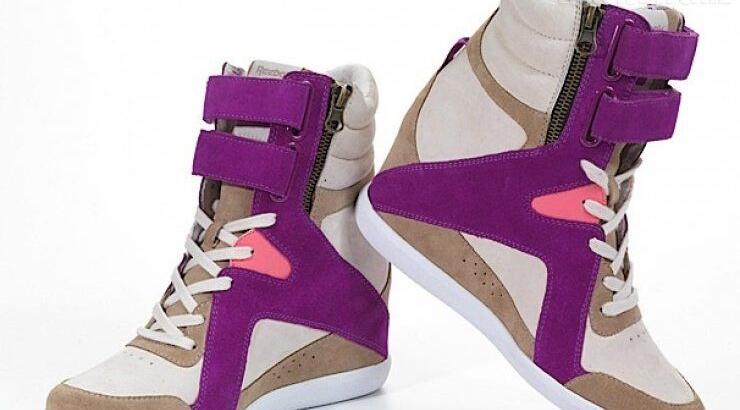 Δείτε τα sneakers που σχεδίασε η Αλίσια Κις