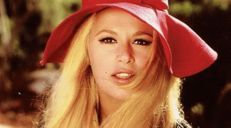 Έξαλλος ο γιος της Αλίκης με τη δήλωση του Τ. Χρυσικάκου ότι δεν ήταν ευτυχισμένη!