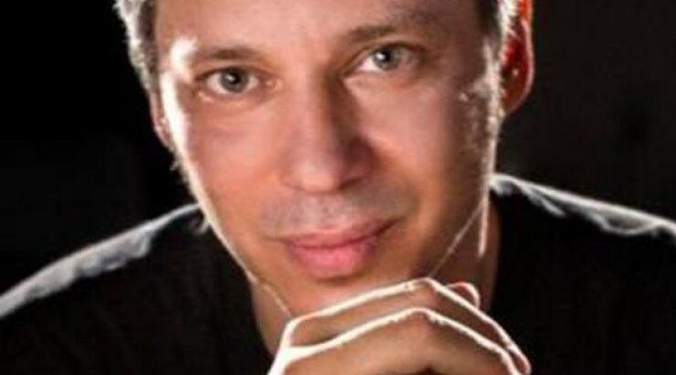 Έρχεται Κύπρο για συναυλίες ο Αλκίνοος!