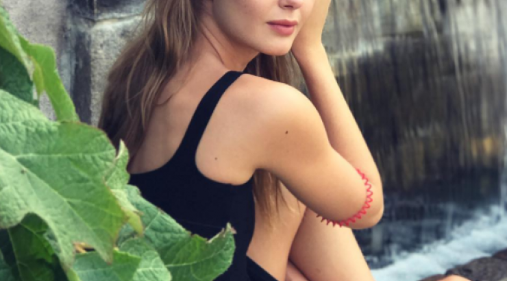 Δείτε το υπέροχο διαμέρισμα που διαμένει η μεγάλη κόρη του Πέτρου Κωστόπουλου και της Τζένης Μπαλατσινού στην Αμερική