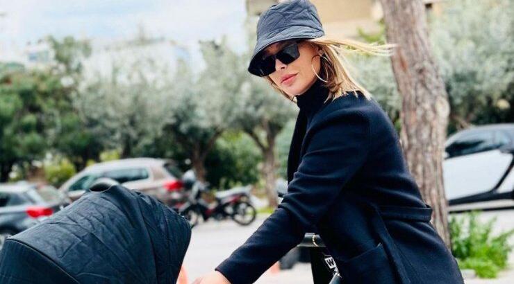 Αμαρυλλίς: Η πρώτη εικόνα αγκαλιά με τον 3 μηνών γιο της! 