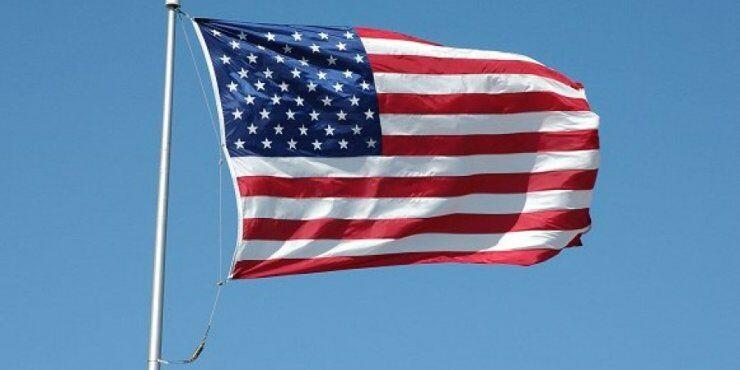 Γυναίκα στη θέση του Κόνιγκ στην Αμερικανική Πρεσβεία