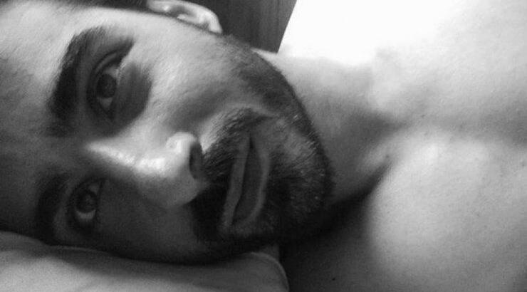 Ο αδερφός γοητευτικού ηθοποιού στο νησί μας κάνει στο πλευρό του το τηλεοπτικό του ντεμπούτο! 