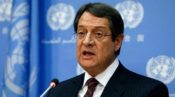 Επίσημη πρώτη Αναστασιάδη – Ακκιτζί