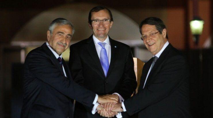 Στις 28 Μαΐου η επόμενη συνάντηση Αναστασιάδη-Ακιντζί 