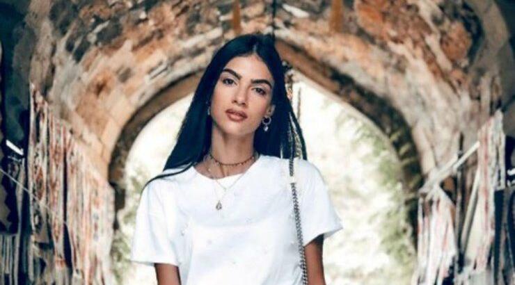 Η Άντρεα Κυριάκου σου δείχνει πως να φορέσεις τη midi φούστα σου!