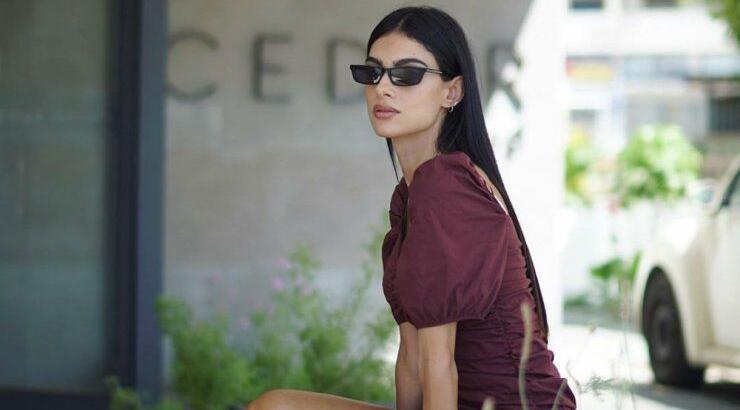 Η Άντρεα Κυριάκου φόρεσε το κομμάτι που χρειαζόμαστε για την transitional γκαρνταρόμπα μας