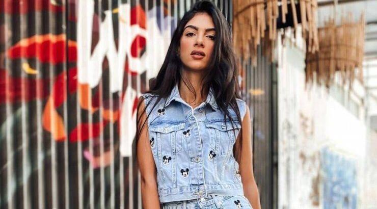 Denim-on-Denim: 3 φορές που η Άντρεα Κυριάκου φόρεσε την τάση 