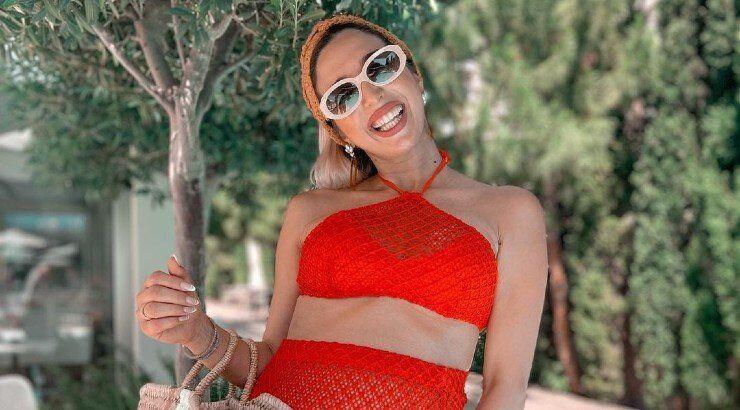 Ανδρεάνα Φραγκούδη: Πόζαρε με το ίδιο animal print μαγιό ένα χρόνο μετά και ούσα έγκυος! [εικόνες]