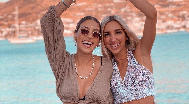 Ανδρεάνα Φραγκούδη: Η πρώτη εικόνα αγκαλιά με τη νεογέννητη βαφτιστικιά της! 