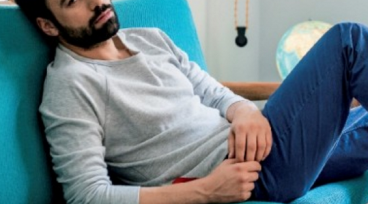 Έξαλλη γυναίκα φώναζε από μπαλκόνι ξενοδοχείου στον Ανδρέα Γεωργίου και διέκοψε το γύρισμα! [βίντεο]