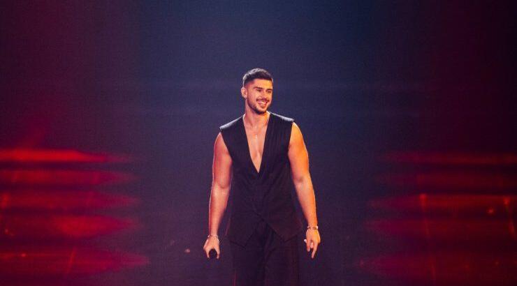 “Eurovision 2023”: "Έβαλε φωτιά" στη σκηνή ο Andrew Lambrou στον μεγάλο τελικό [βίντεο]
