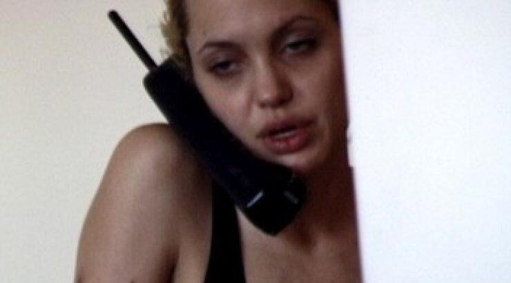 Angelina Jolie: Μηνύει την Daily Mail για το βίντεο-σοκ με τα ναρκωτικά