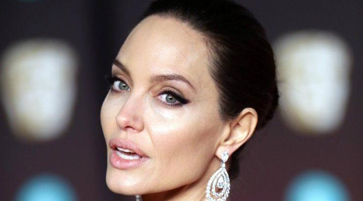 Ελληνίδα ηθοποιός: "Με έχουν μπερδέψει με την Angelina Jolie" 