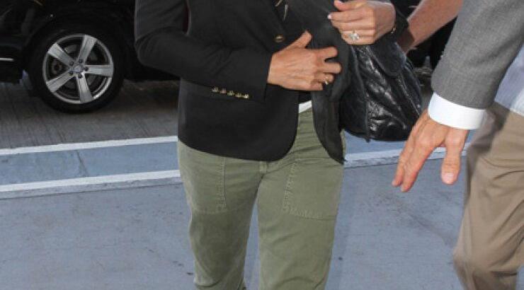 Jennifer Aniston: Άλλαξε πτήση για να μην πετύχει την Jolie