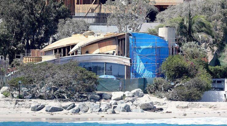 Η Jennifer Aniston ανακαινίζει το σπίτι της [εικόνες]