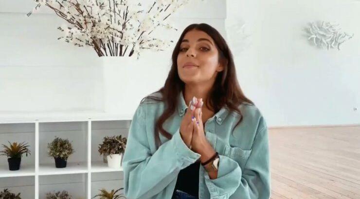 Άννα Μαρία Βέλλη: Τα "καρφιά" της για τη μητέρα της Μαριαλένας Ρουμελιώτη! [βίντεο]