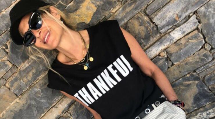 Άννα Βίσση: Η αντίδραση της όταν άκουσε τραγούδι της να παίζει σε club της Μυκόνου [βίντεο]