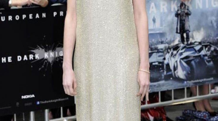 Anne Hathaway: Ρομαντική εμφάνιση