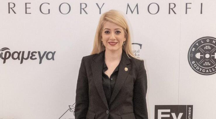 Αννίτα Δημητρίου: 3 colour trends της άνοιξης που υιοθέτησε