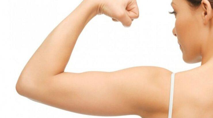 Ανόρθωση Βραχιόνων: Η Πλαστικός Χειρουργός μας λύνει όλες τις απορίες μας