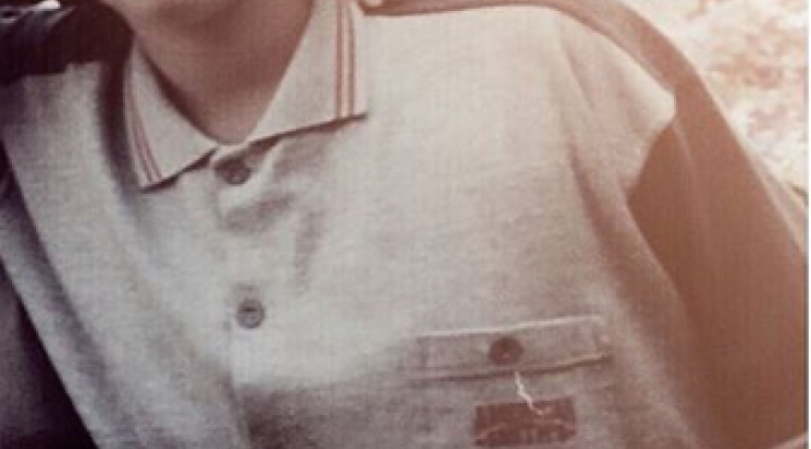 Ποιος Έλληνας ηθοποιός είναι το αγοράκι της φωτογραφίας;