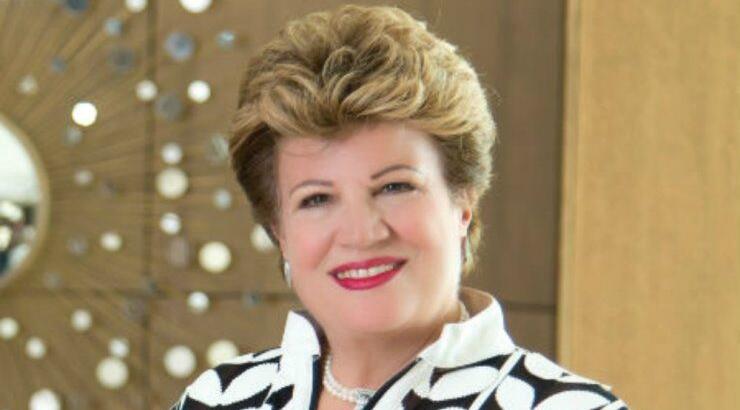 Η Άντρη Αναστασιάδη φωτογραφήθηκε για την εκστρατεία της Madame Figaro για ενημέρωση για τον καρκίνο του μαστού