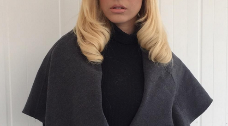 Άντρη Καραντώνη: Μας αποκαλύπτει την ρομαντική γωνιά του υπνοδωματίου τους!