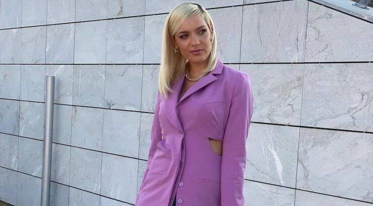 Η Άντρη Καραντώνη μας συστήνει τα πεθερικά της! [εικόνα]