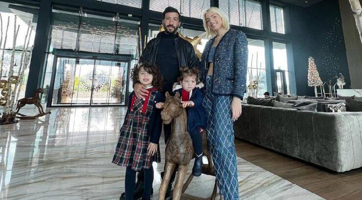 Νεοκλής Σκουρουμούνης: Χώρεσε στην αγκαλιά του τις δύο του κόρες, Αργυρώ και Στυλιανή [εικόνα]