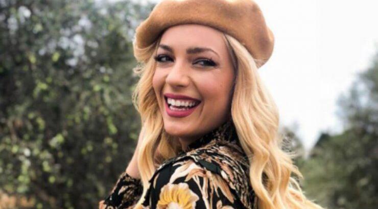 Άντρη Καραντώνη: Τα συγκινητικά λόγια στη γιαγιά της! 